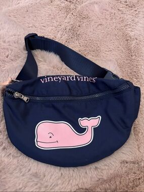 Vineyard Vines Fanny pack